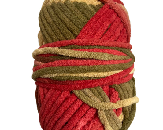 Plushie / Amigurumi Yarn Very Soft Bulky Weight
